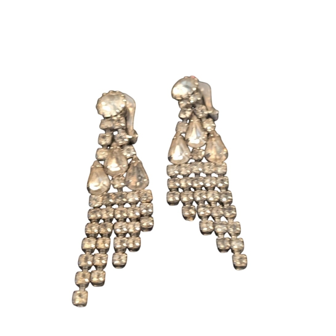Vintage Weiss Clip On Waterfall Dangling Rhinestone Earrings